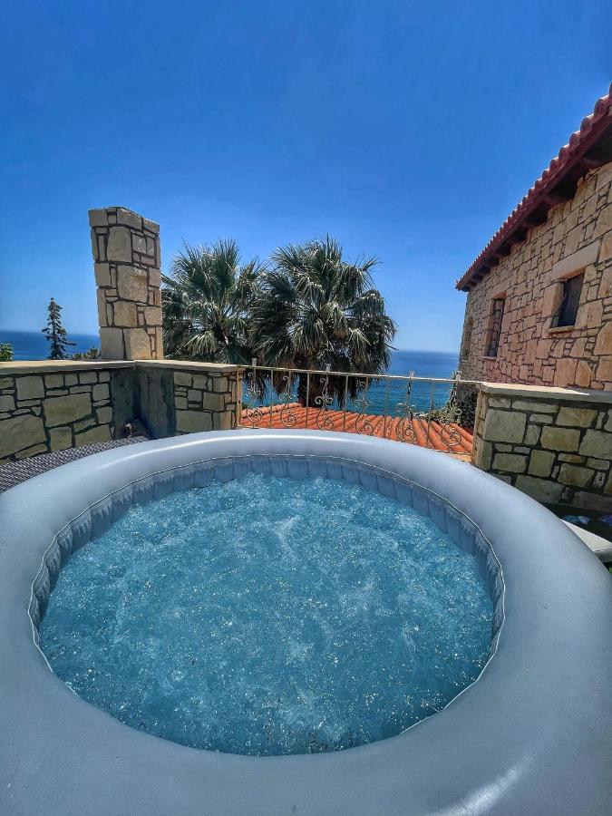 Elouthia Residence With Sea View And Hot Tub Tsoutsouros  Ngoại thất bức ảnh