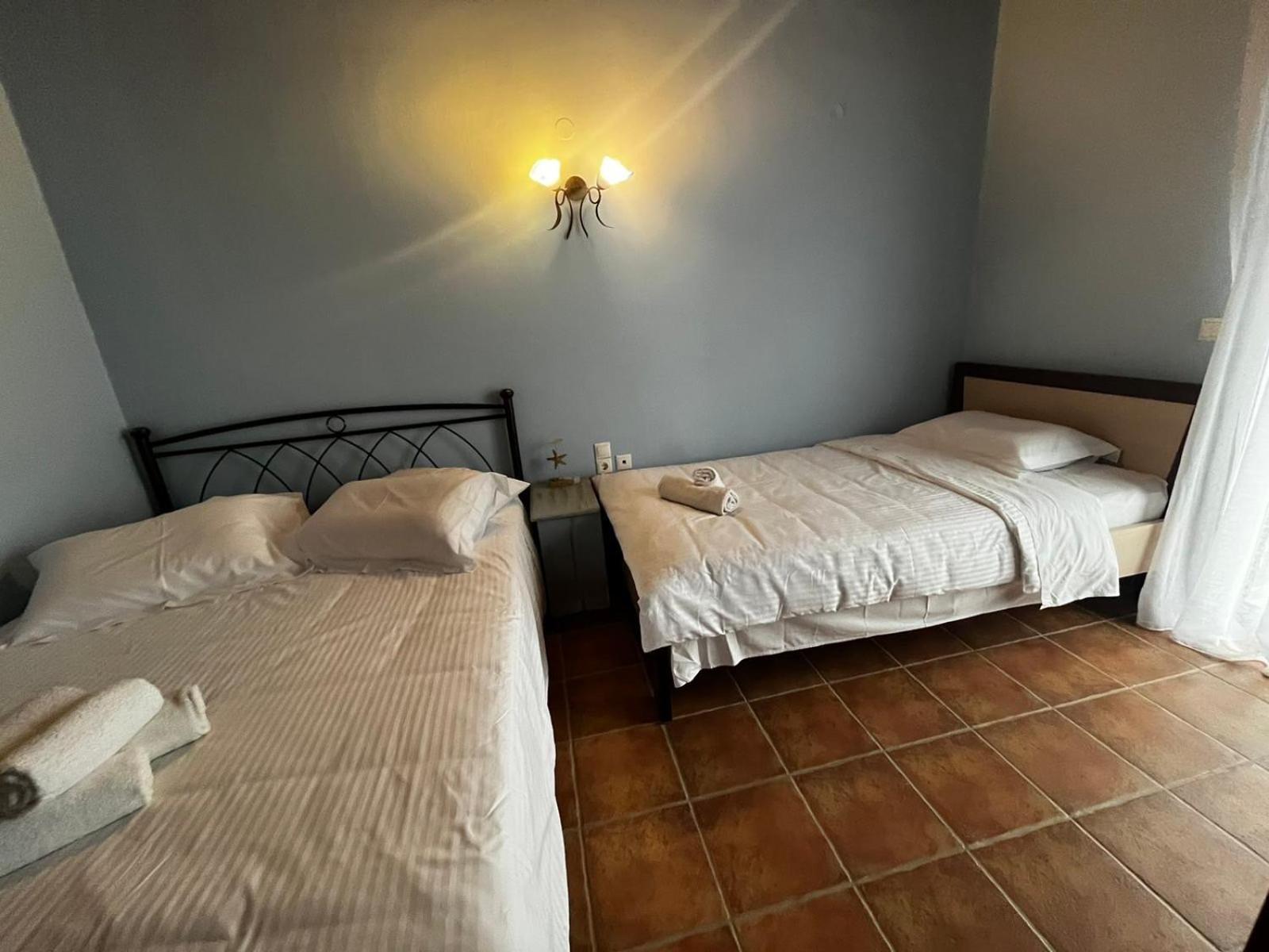 Elouthia Residence With Sea View And Hot Tub Tsoutsouros  Ngoại thất bức ảnh