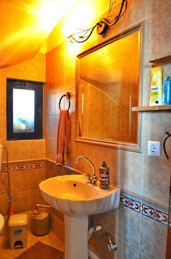 Elouthia Residence With Sea View And Hot Tub Tsoutsouros  Ngoại thất bức ảnh